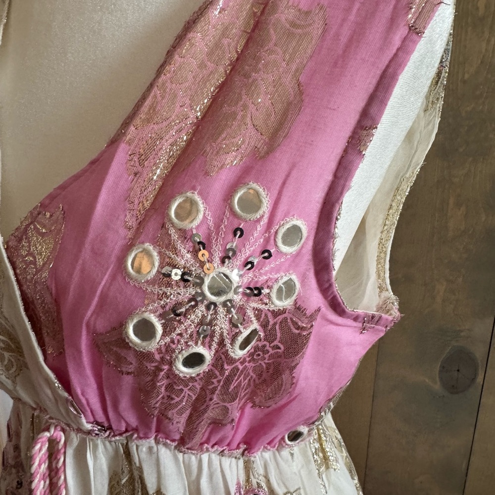 Floral Embellished Maxi Dress in Pink and Cream - 076 - Picture 2 of 7